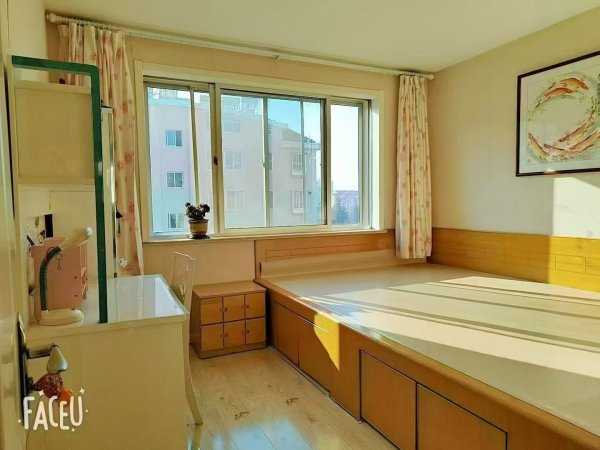 幸福二期4楼94平 全明户型 精装短住地暖 41万
