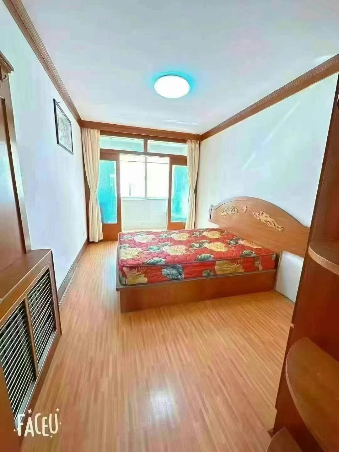 怡园小区一楼