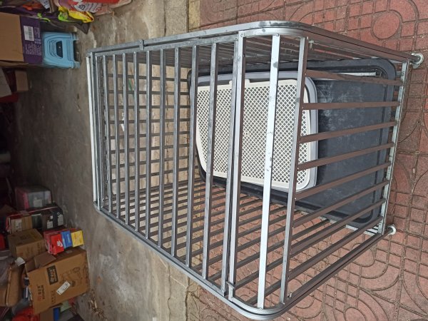 九成新狗笼