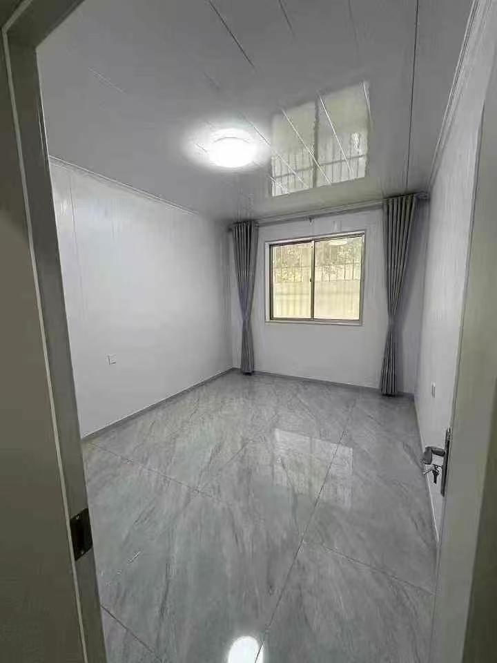 教育巷一楼，58平，27.8万 两室一厅，双气，精装修