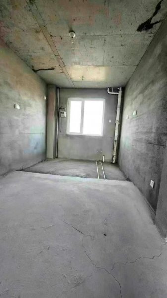 一实小学区房嘉悦小区框架2楼，毛坯北庭，面积93平，35.8不议价