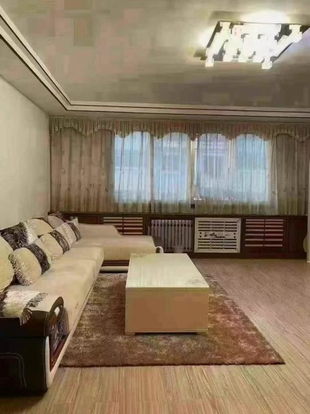 文苑小区6+1，130平，39.8万 ⁠ ‌  三室两厅两卫‏﻿‎‎‎