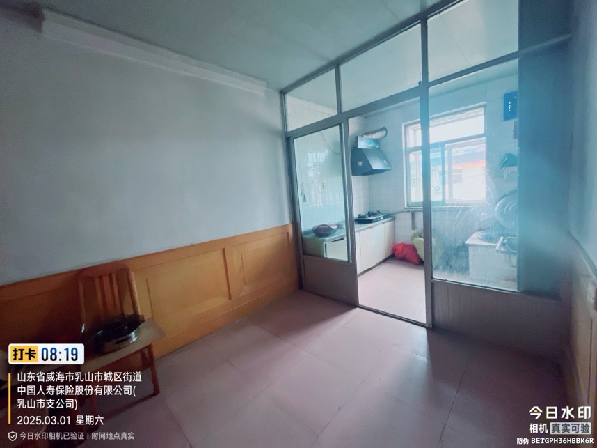 用证，城东一区5楼，113平，四室两厅一卫，简单装修，性价比超高29.8小议。