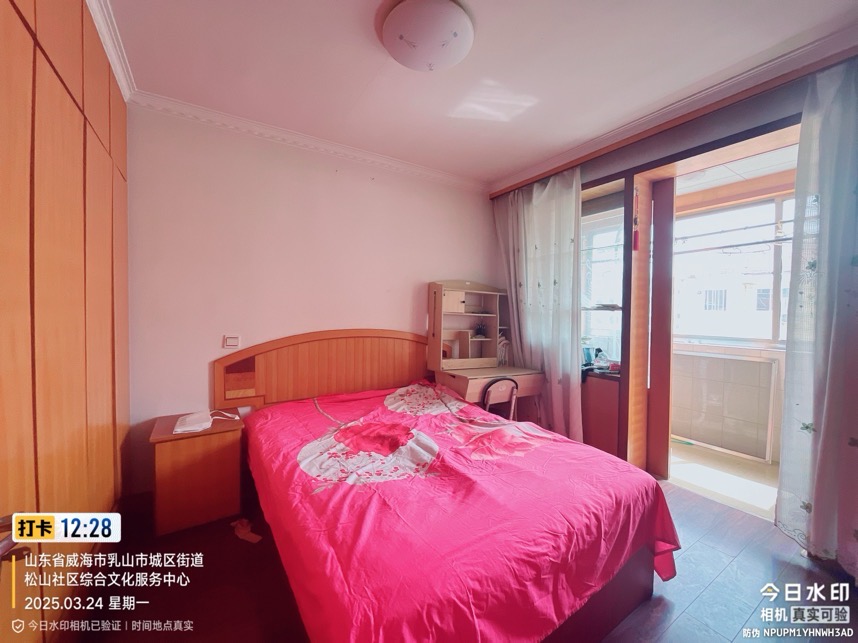 捡漏金泰小区，起脊5楼。77平，家里干净整洁，两室两厅一卫，拎包入住。16.8万，
