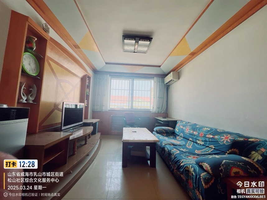 捡漏金泰小区，起脊5楼。77平，家里干净整洁，两室两厅一卫，拎包入住。16.8万，