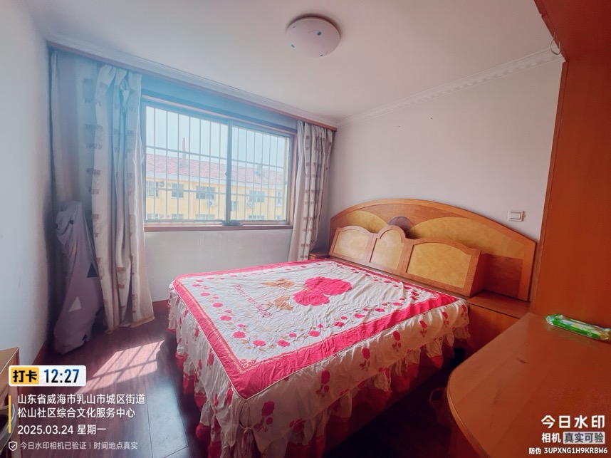 捡漏金泰小区，起脊5楼。77平，家里干净整洁，两室两厅一卫，拎包入住。16.8万，