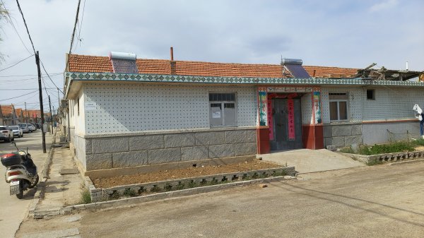 城区桥东庄，乳山市人民医院对面房屋出租