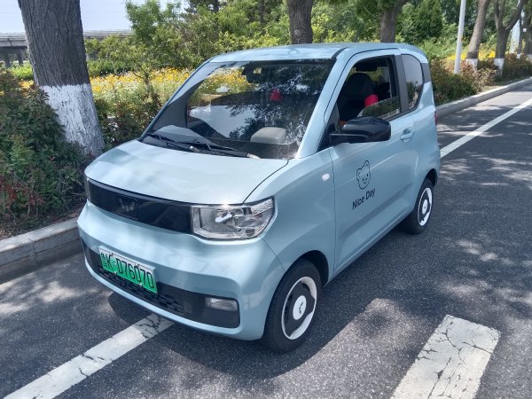 五菱宏光迷你出售16800