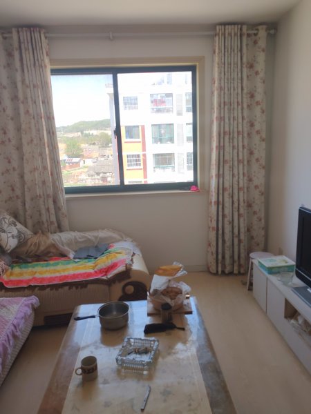 滨海新城（大陶家）四楼出租