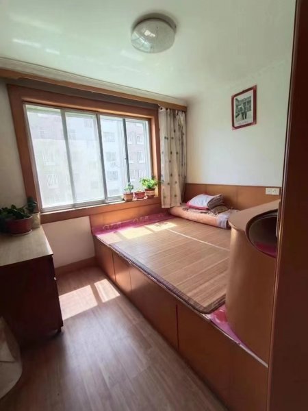 祥和小区2楼93平2室家电家具齐全双气有空调热水器1000/月干净整洁拎包入住