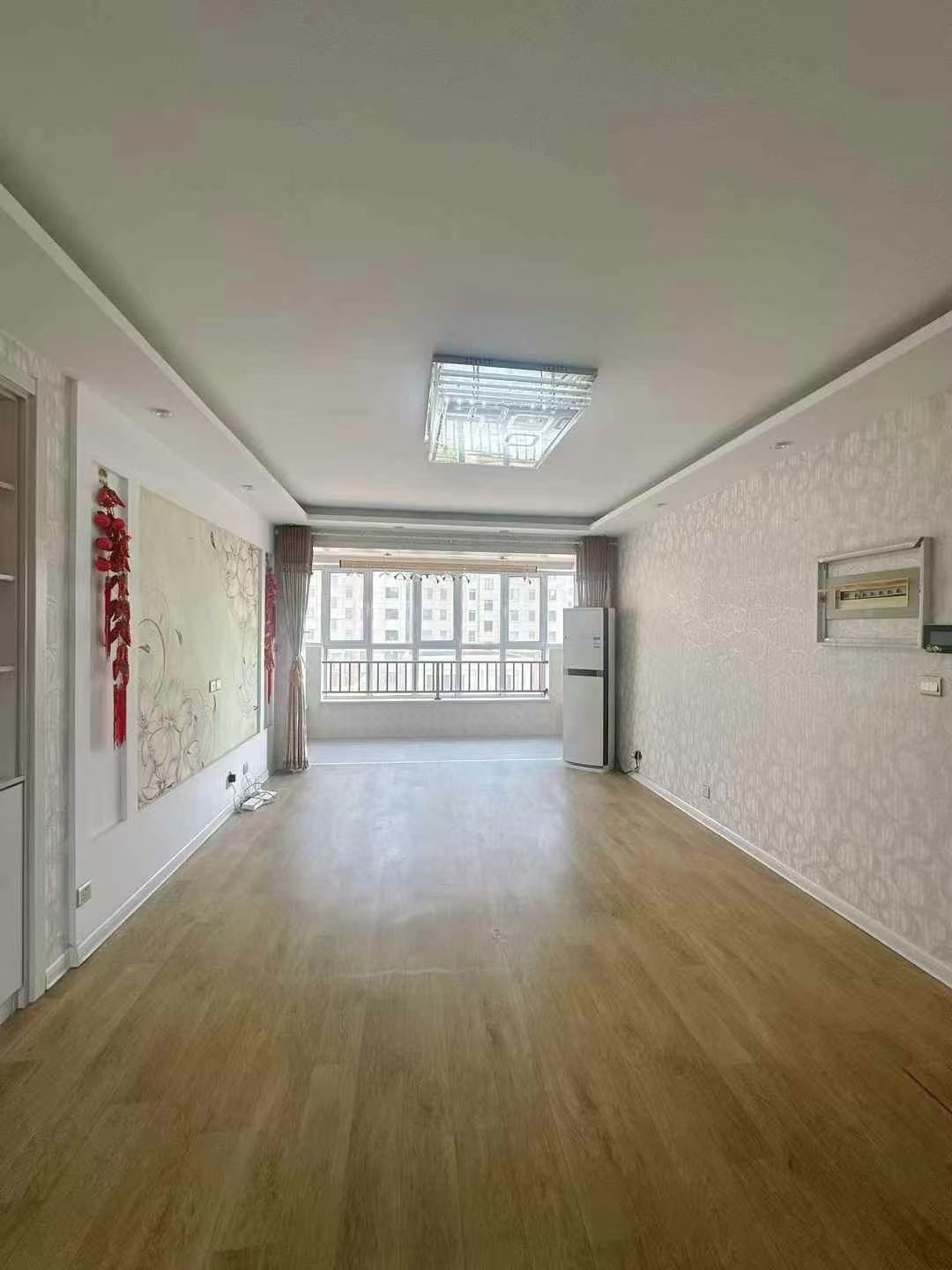 丽景华庭 步梯3楼92平东边户3居室全明户型洗手间带窗 赠送两个空调+冰箱 45.8万