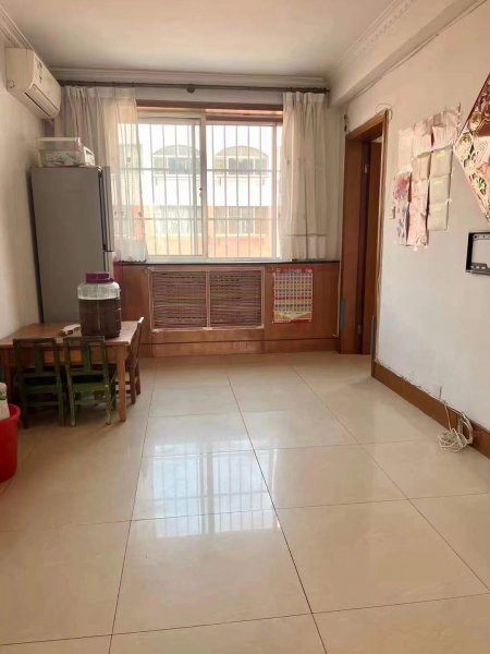 西城华府家家悦北夏北小区4楼76平三室一厅，双气齐全，采光无敌，仅售15.8万需全款