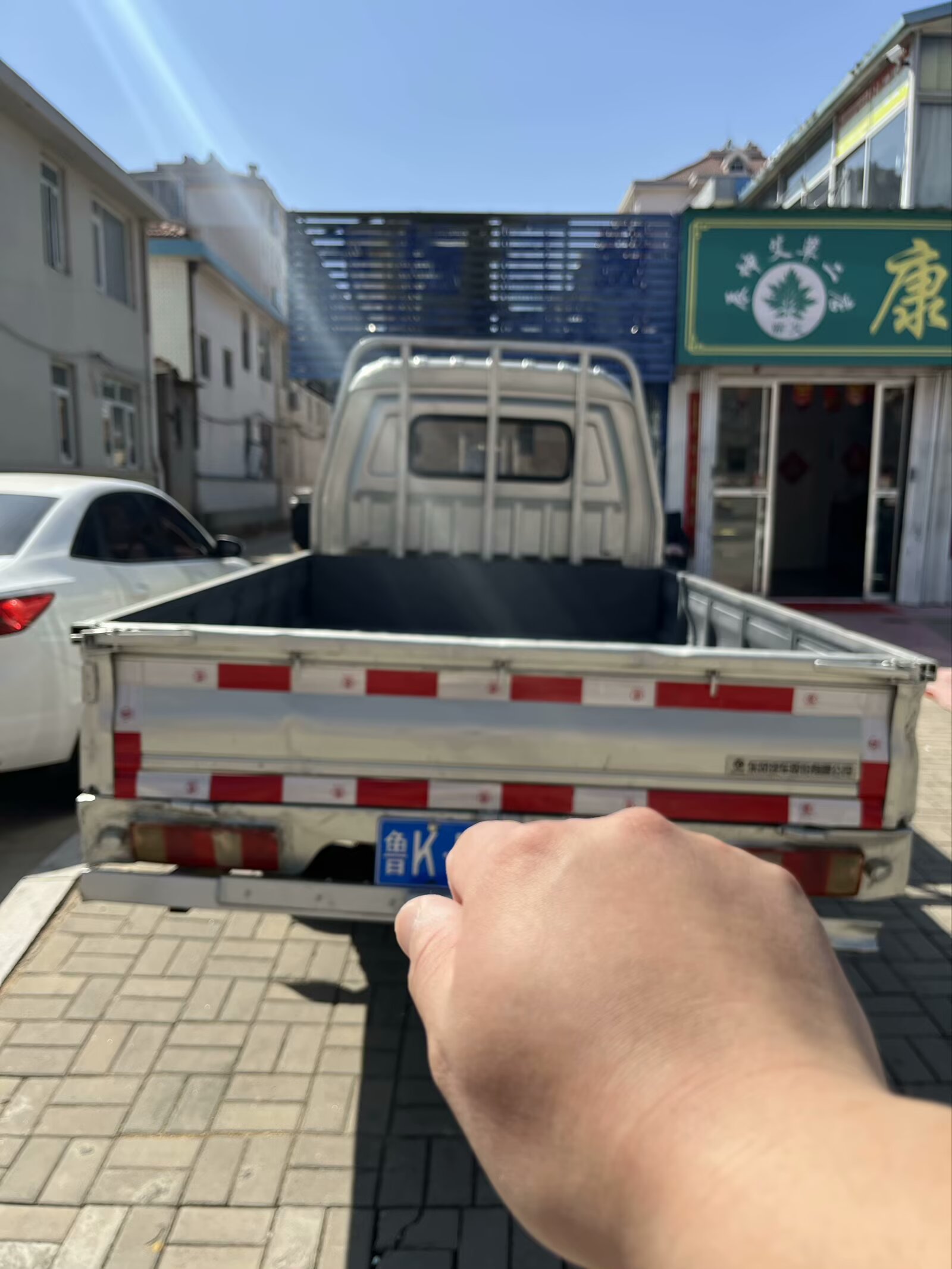 便宜出售16大马力新款东风双排汽油小货车可带户