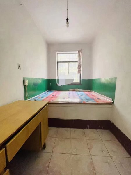 中心位置一楼56平 拎包入住 月租650