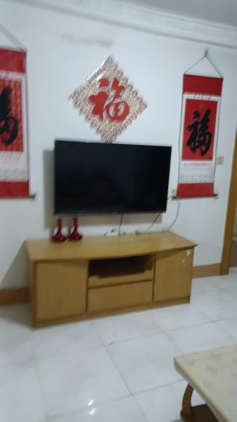 新华小区9号楼5楼出租