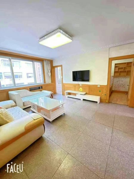馨园小区84平，2楼，43.8万，北厅，三居室