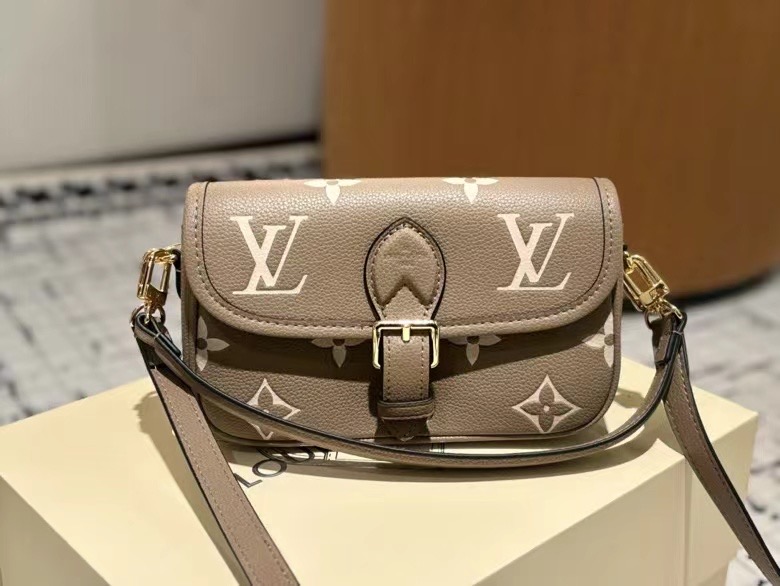 lv包包