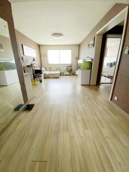 滨河小区 5楼送阁楼，96+96平，39.8万 精装框架地暖
