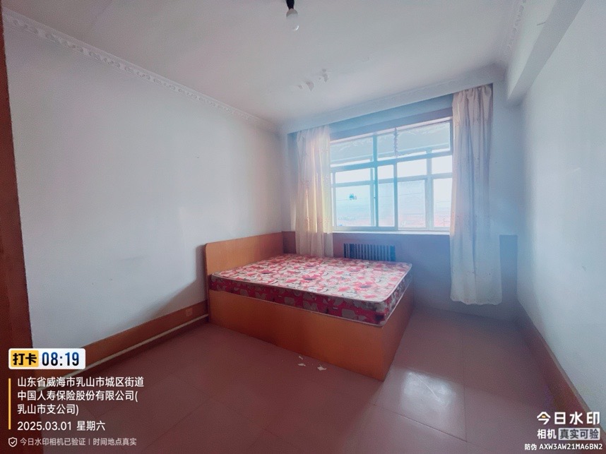 用证！城东一区5楼，113平四室两厅一卫性价比超高，二实小府前29.8小议