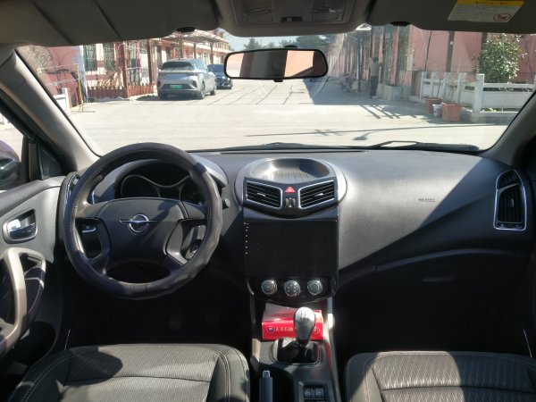 2016年海马S5，1.6手动9800