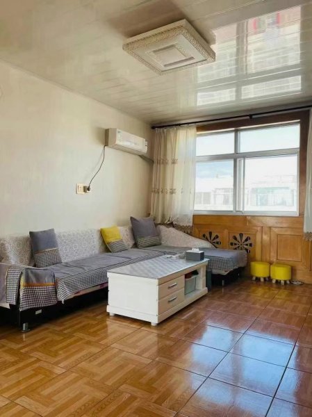 0首付 前源小区5楼 86平 拎包入住特价19.8万