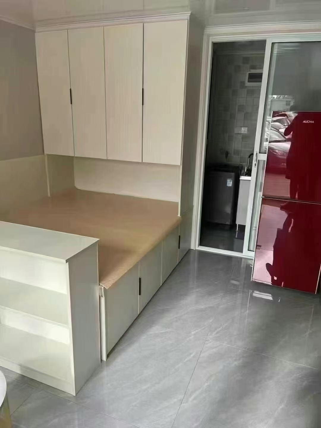 东部精装公寓 家具家电齐全 仅售11.8万