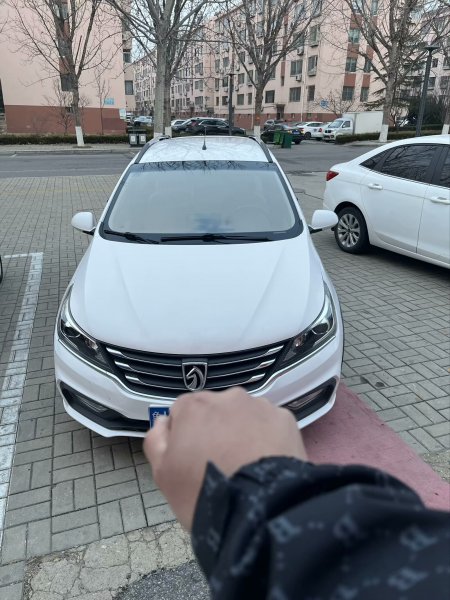 出售顶配宝骏310W商务车可置换