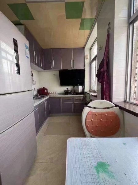 笙歌小区2楼96平实际能有106平三室婚房精装短住，双气地暖仅售39.8万小议