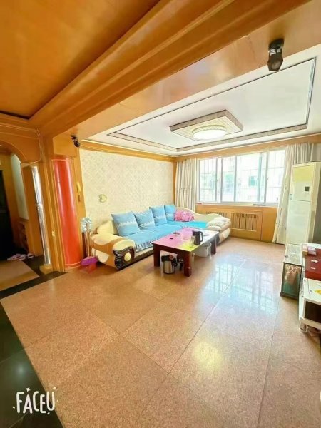 怡园小区1楼99平，3室双气齐全，价格便宜。