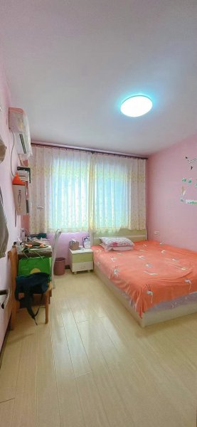 名门小区1楼边户77平精装两室仅售33.8万