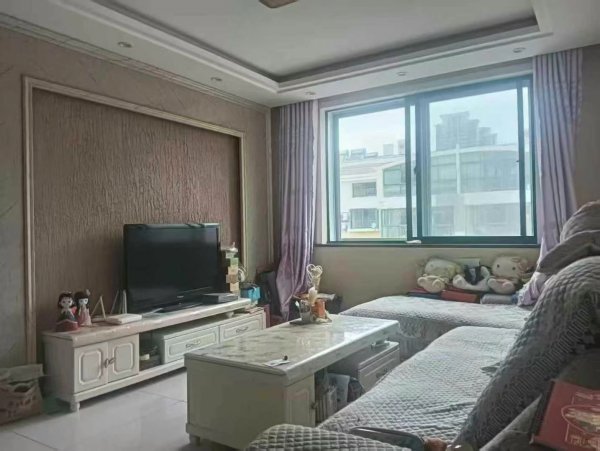 西馨苑五楼出售