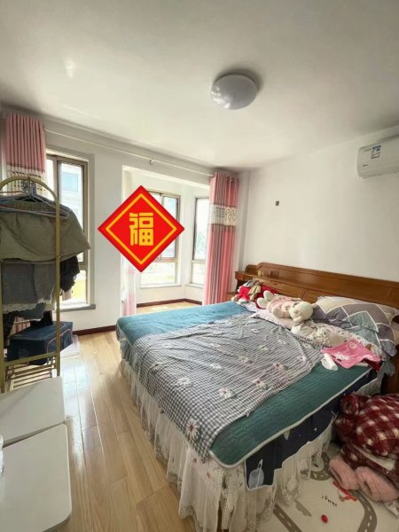 丽景华庭框架一楼90平 46.8万，三室两厅，精装短住