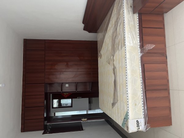 隆景园1楼950元出租