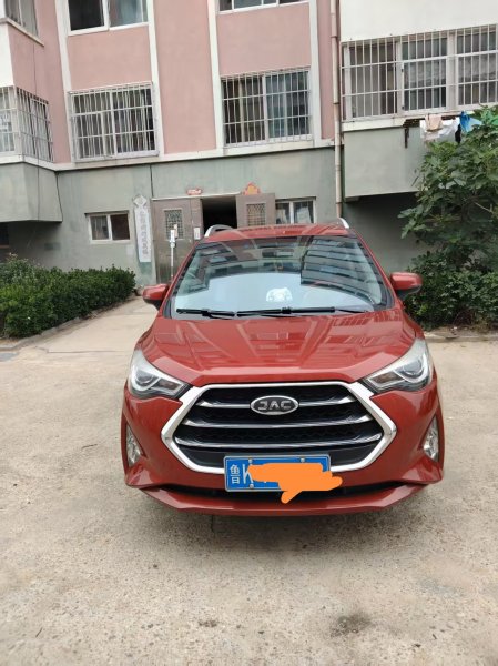女司机一手车，原版原漆，全车0补漆，2017年5月上牌联系15063133255