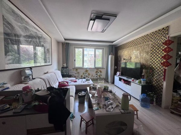 幸福小区精装一楼出售