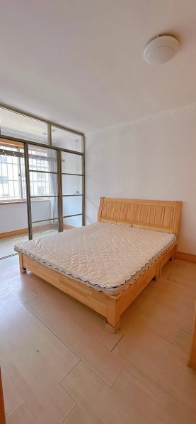 向阳二区一楼80平，二室二厅，家具家电齐全，月租1200