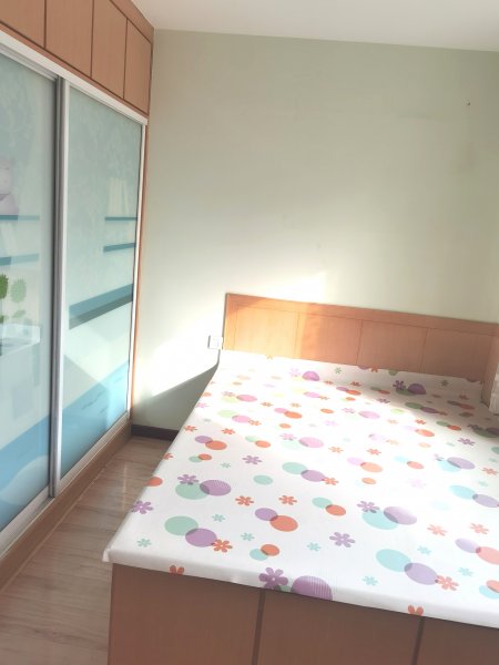 瑞晟小区4楼东