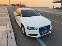 13年12月年奥迪A4L ，43000元