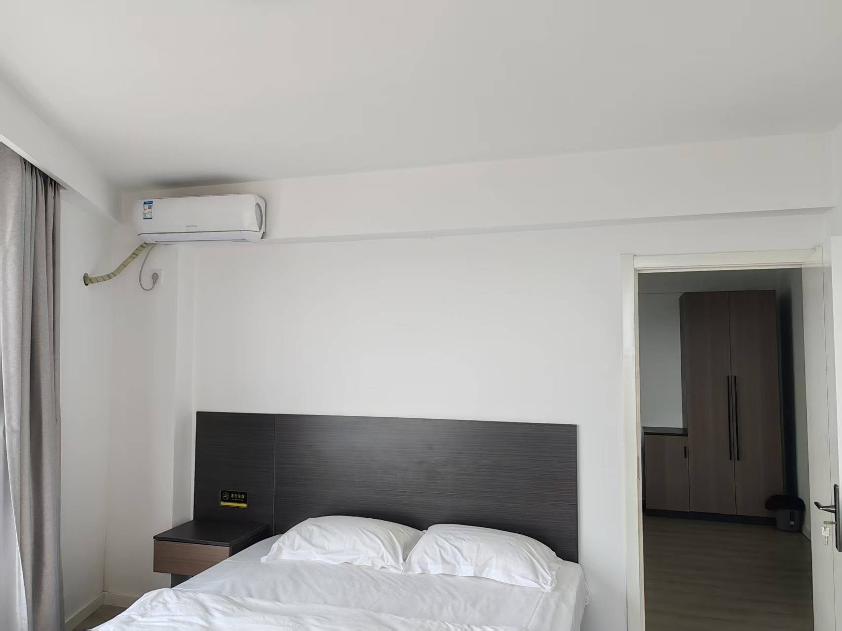 皇冠假日房屋出租