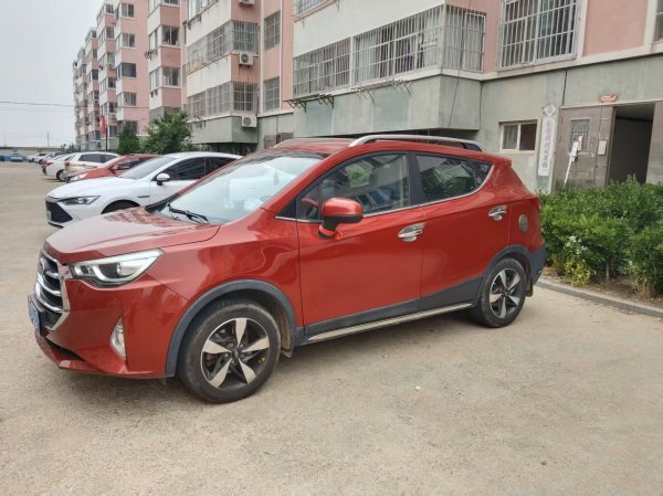 女司机一手车，开的仔细，从来没修过，原车漆0补漆，联系15063133255