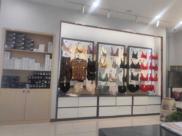 销售员/店员/店长4000-10000上不封顶