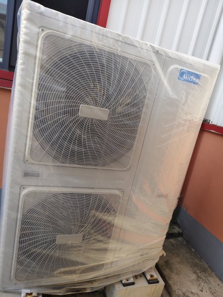 全新未用10P美的空调