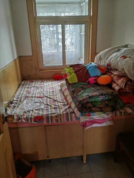 海峰街金岭二中房屋出租