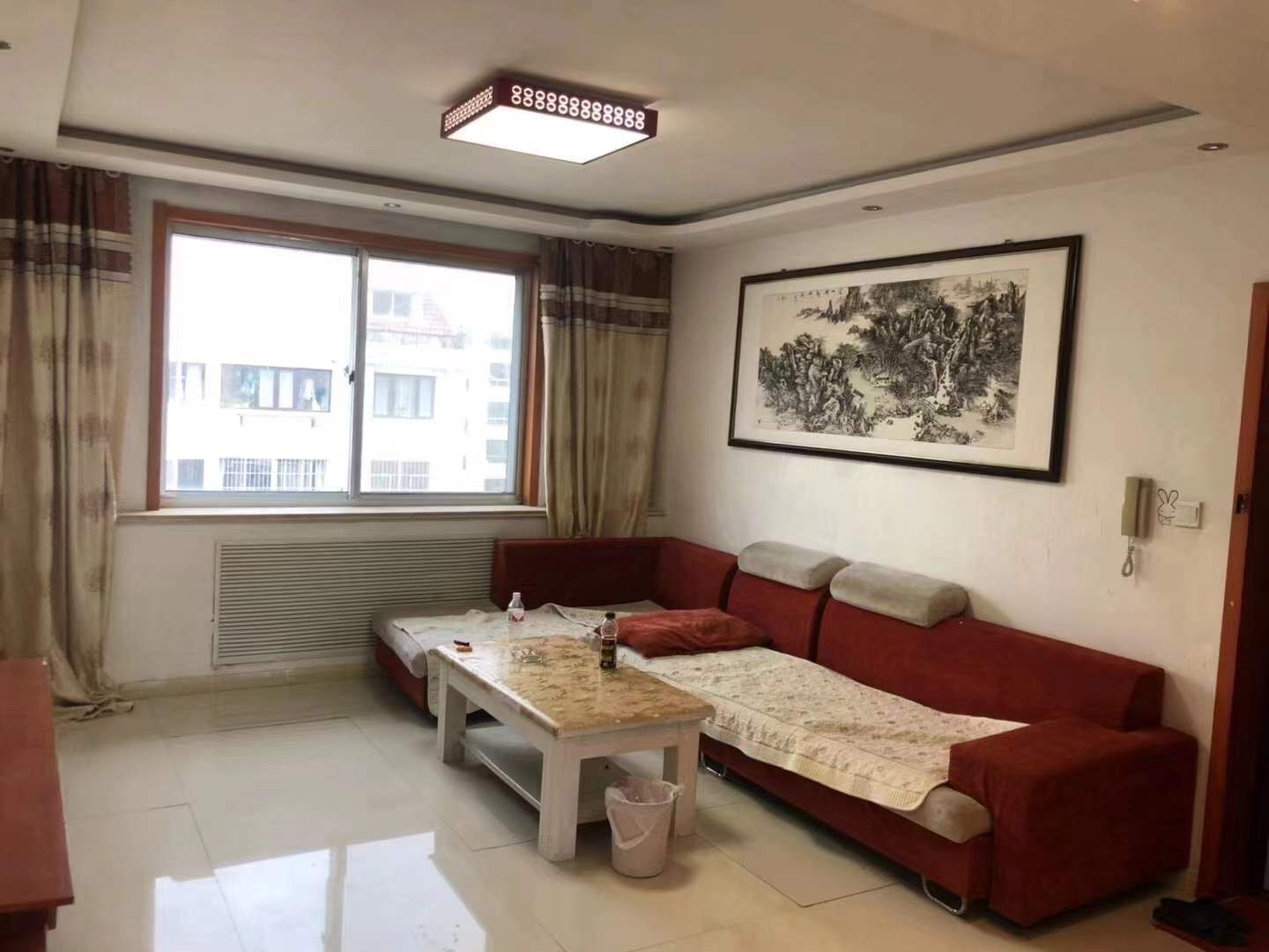 出租：东风花园小区精装修（拎包入住）