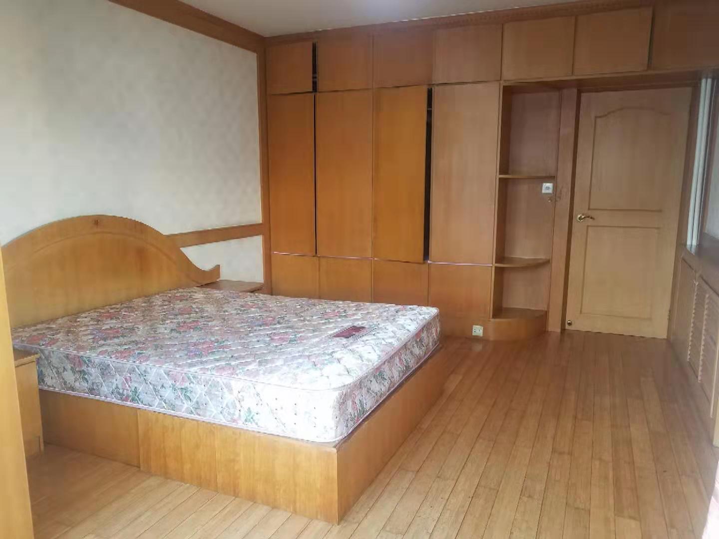 府前中心学区房出售 （昆仑大厦北面的富禹小区）