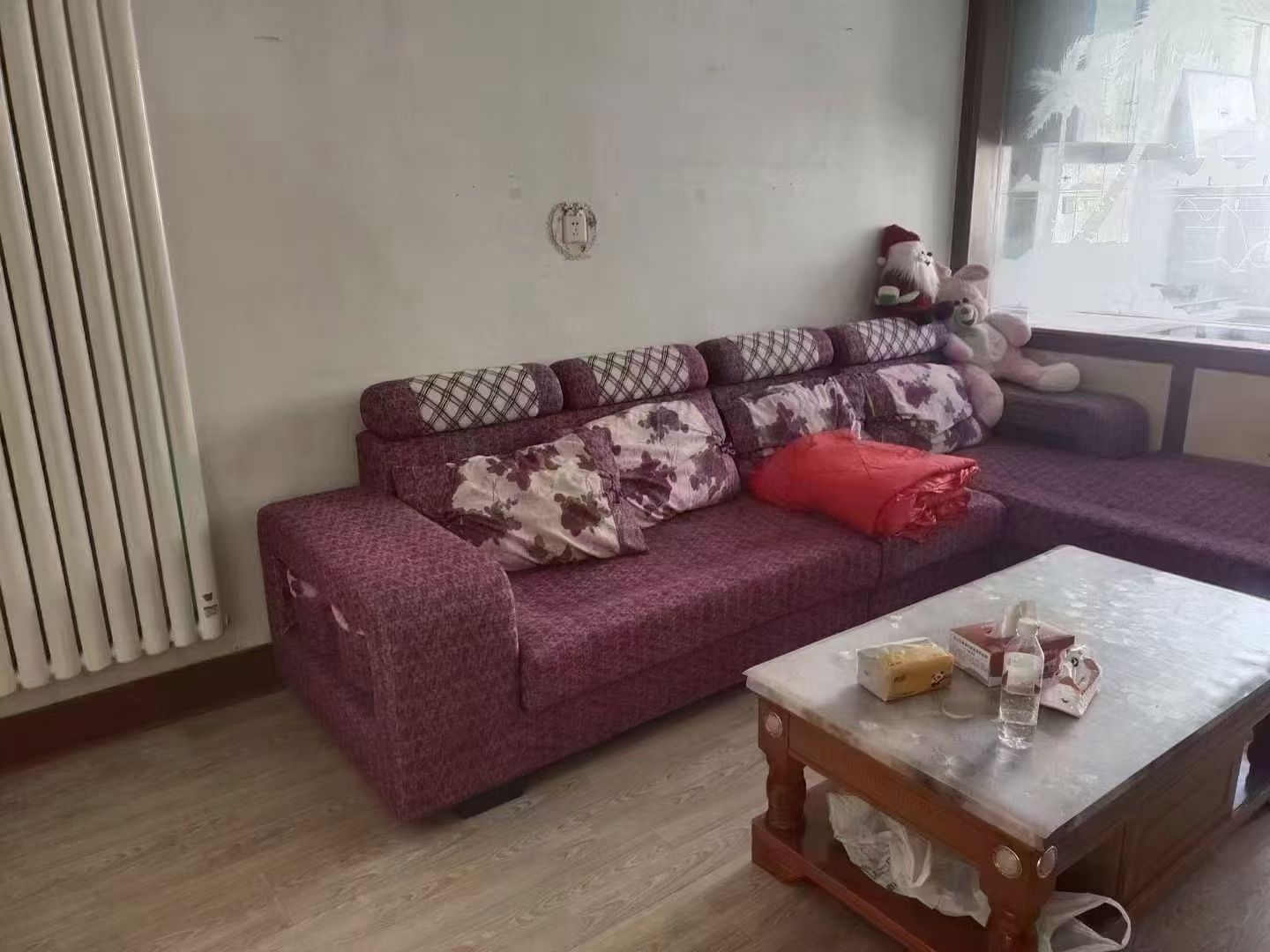 河滨小区3楼出租