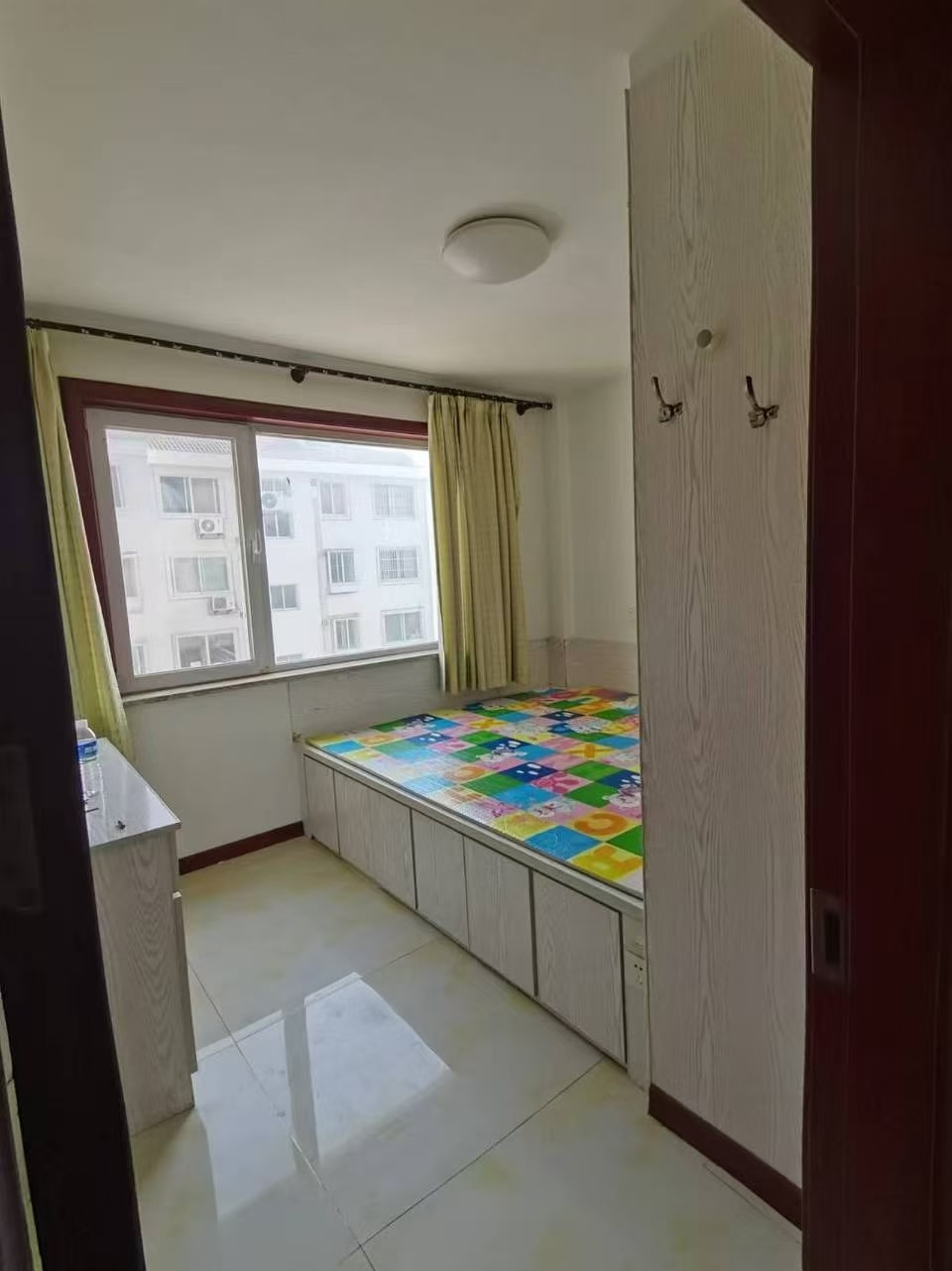 **公司附近四楼出租
