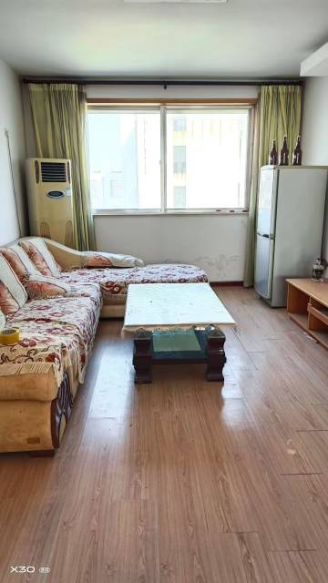 出租石村4楼，90平，月租650彩电冰箱洗衣机空调，拎包入住。