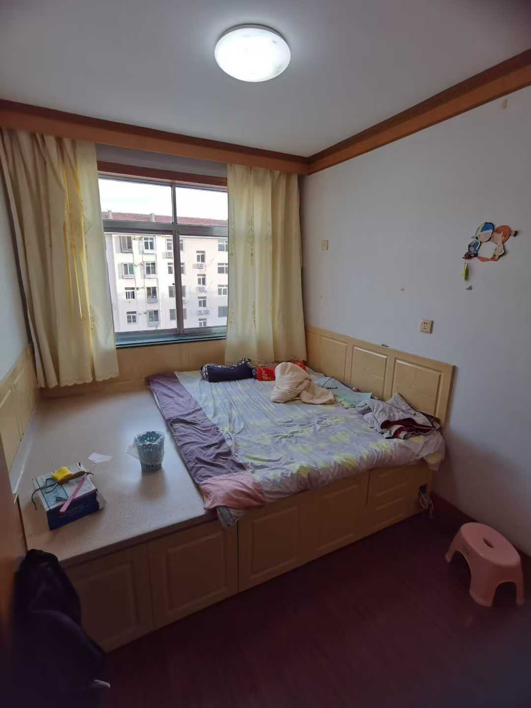城东二区 4楼，114平，49.8万，三室朝阳