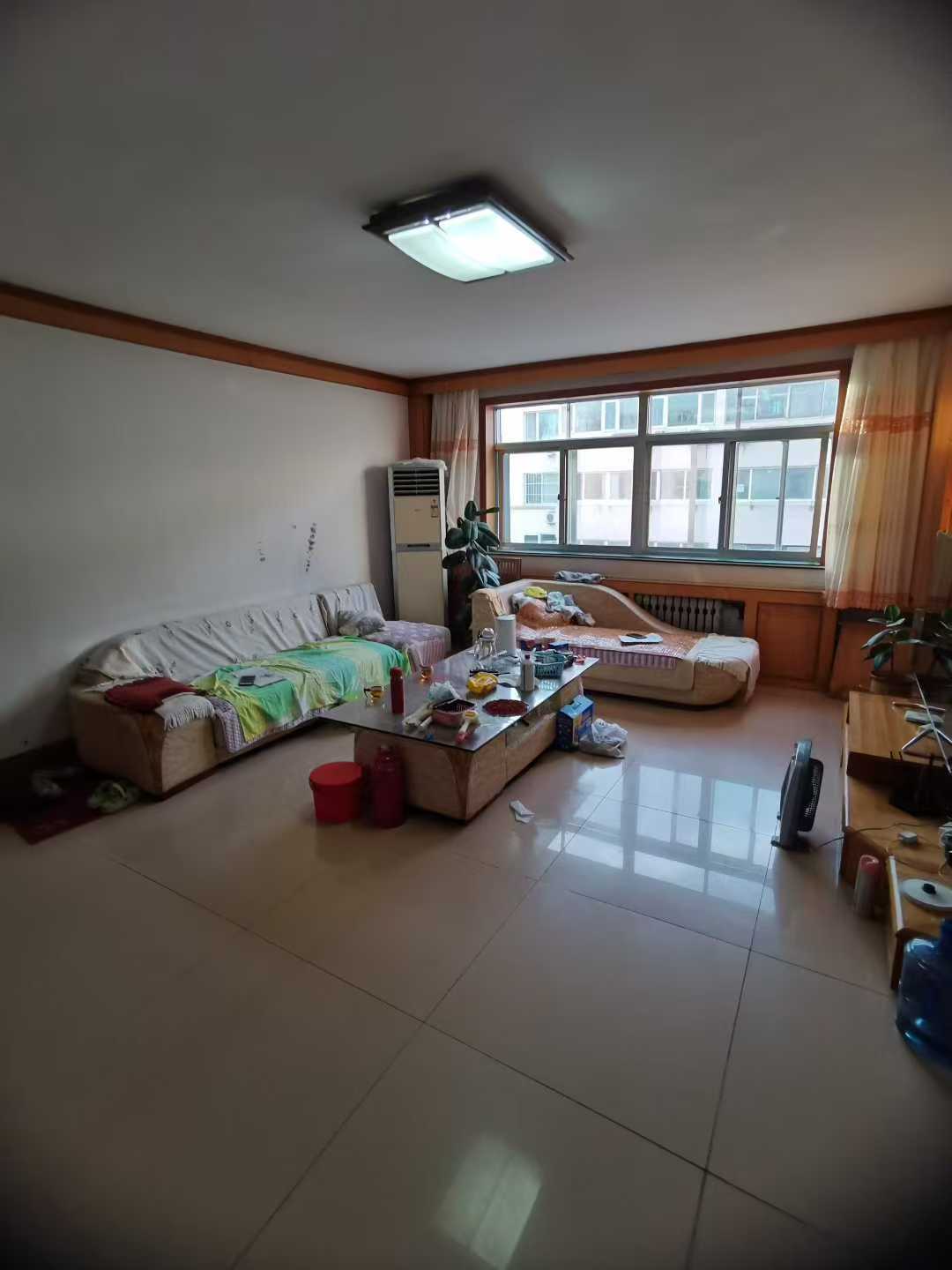 城东二区 4楼，114平，49.8万，三室朝阳